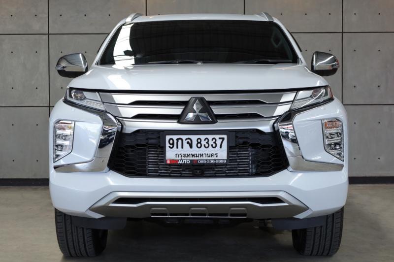 MITSUBISHI Pajero 2019