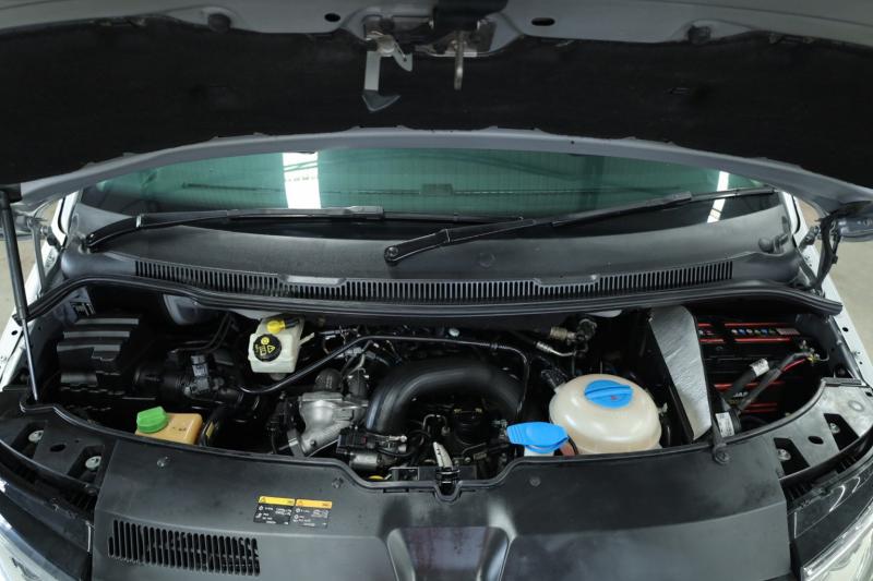 VOLKSWAGEN Caravelle 2018
