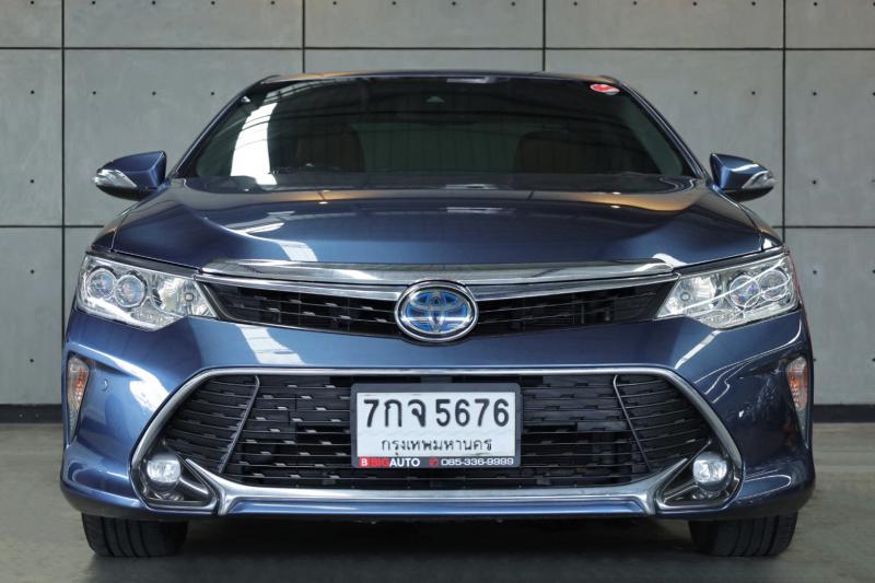 TOYOTA Camry 2018