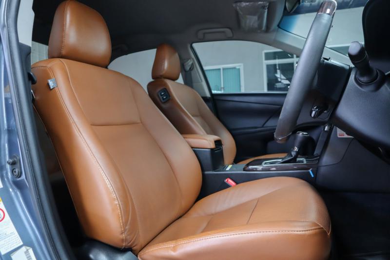 TOYOTA CAMRY 2.0 G 2017