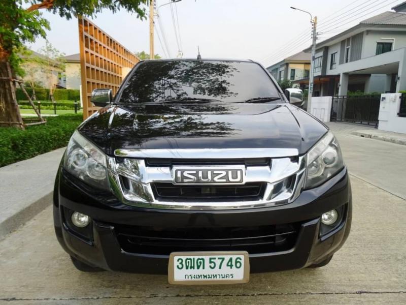 ISUZU Dmax HiLander 2012