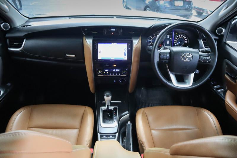 TOYOTA NEW FORTUNER 2.8 V 2019