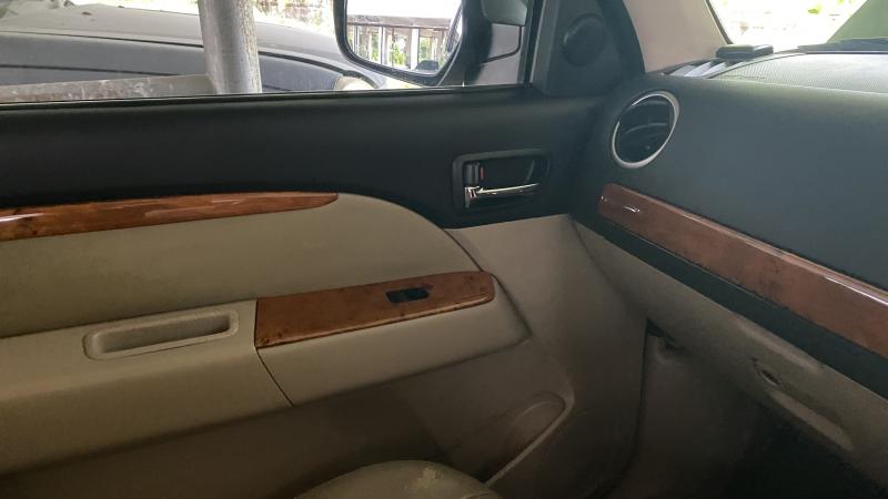 FORD Everest 2011
