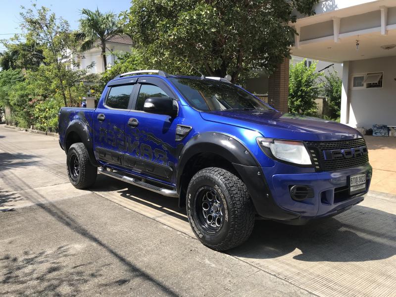 FORD XLT hi rider 4 ประตู 2012