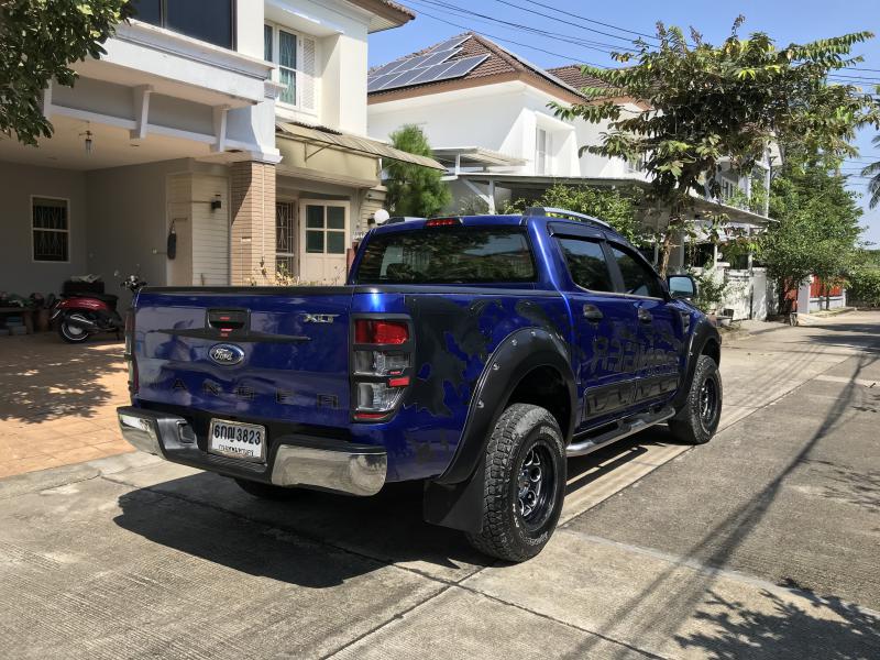 FORD XLT hi rider 4 ประตู 2012