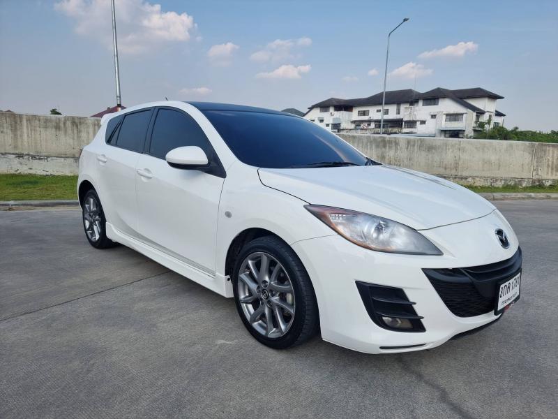 MAZDA Mazda3 2013