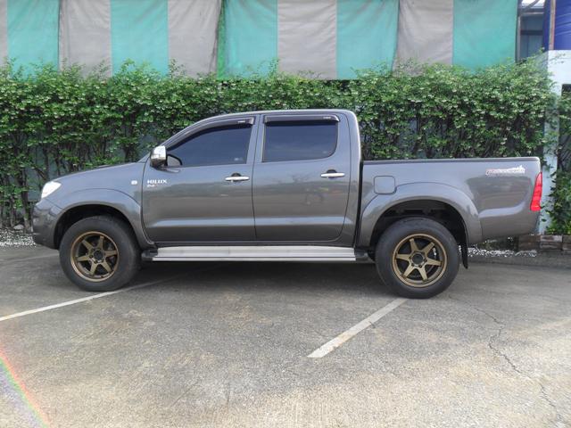 TOYOTA Vigo 2.5E VN Prerunn 2010