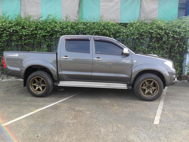 TOYOTA Vigo 2.5E VN Prerunn 2010