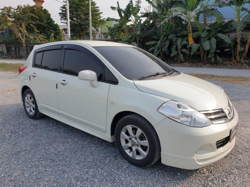 NISSAN TIIDA 2010