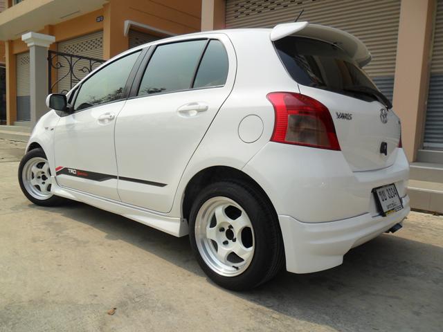 TOYOTA Yaris 2008