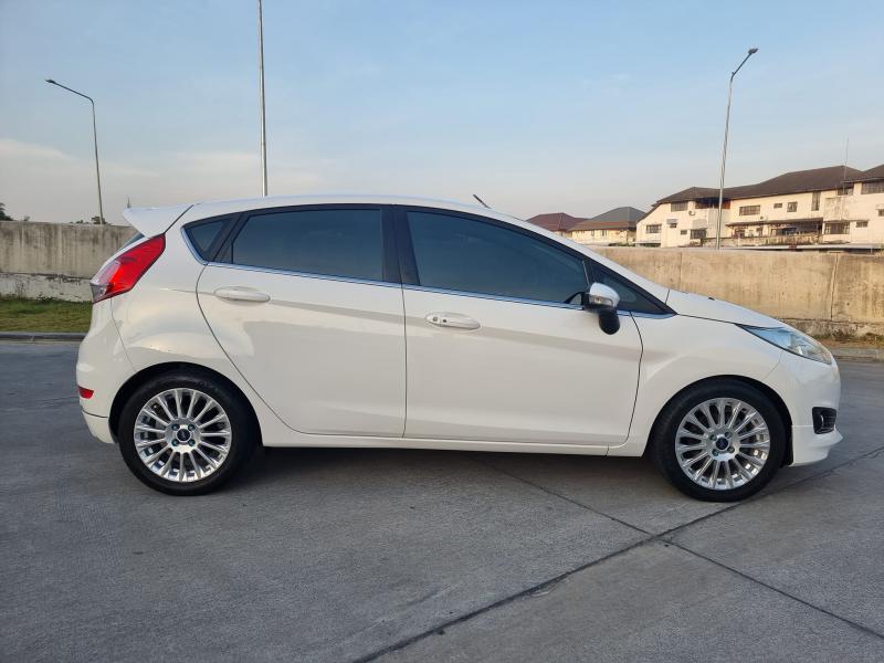 FORD Fiesta 2015