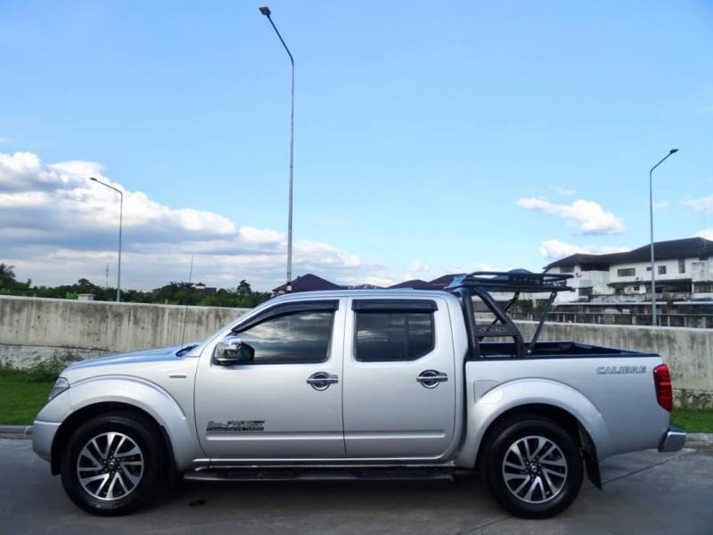 NISSAN Navara Cariber 2.5E  2013