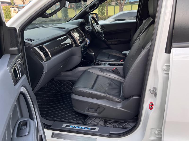 FORD EVEREST 2.2 TITANIUM 2018