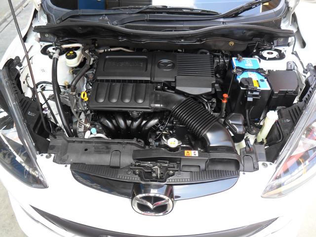 MAZDA Mazda2 2012