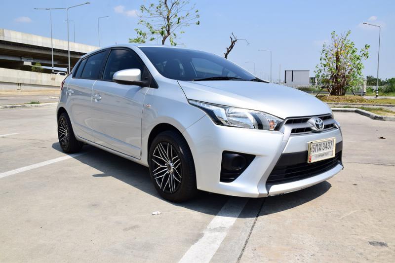 TOYOTA E 2015