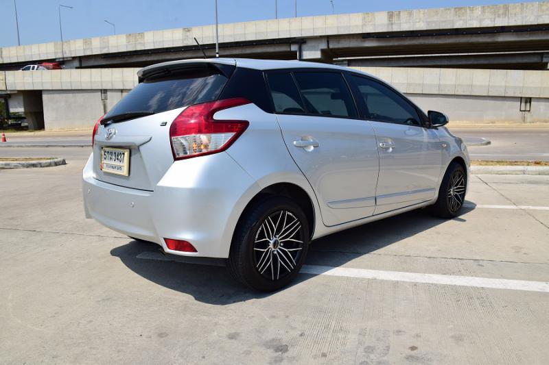 TOYOTA E 2015