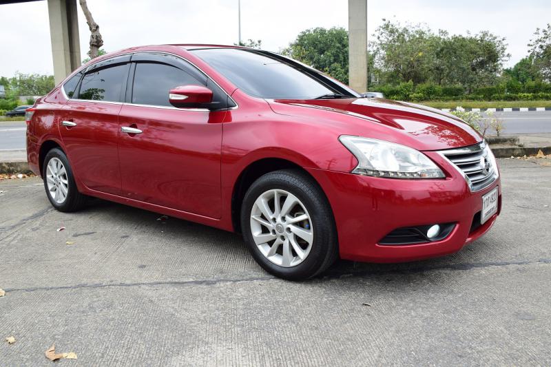 NISSAN Vท็อปออฟชั่นส์ 2012