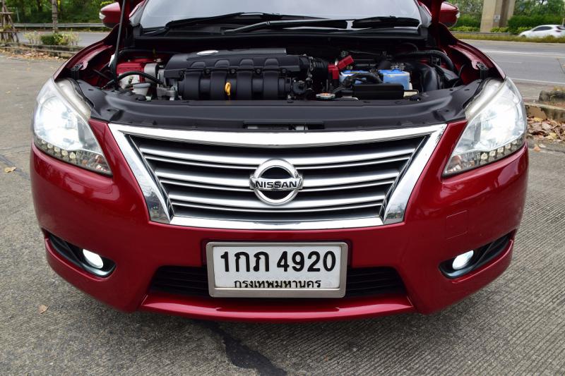 NISSAN Vท็อปออฟชั่นส์ 2012