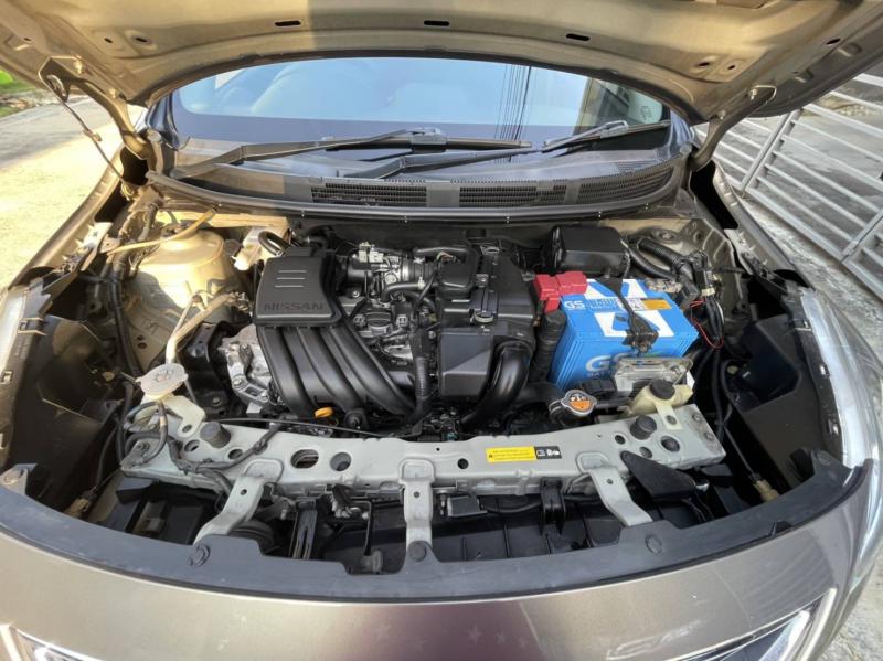 NISSAN อเมร่า 2012