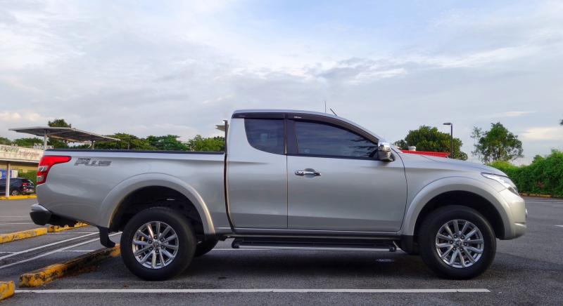 MITSUBISHI Triton2.4 GLS Plus M 2015