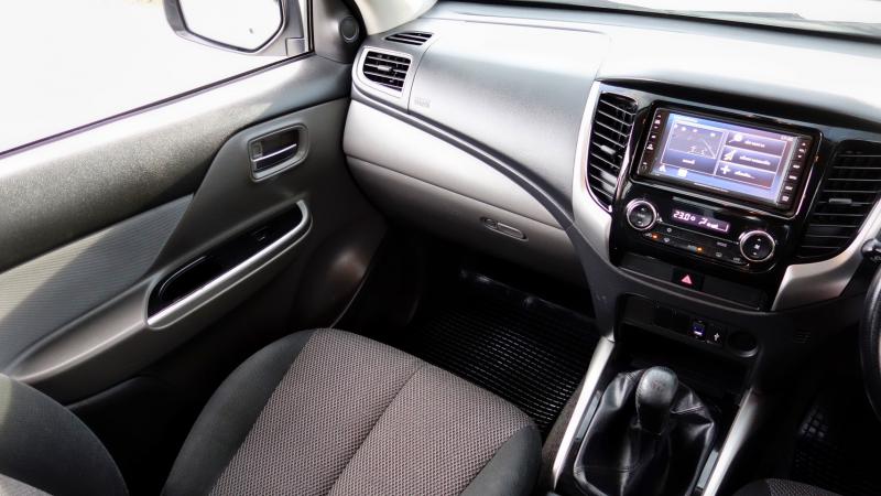MITSUBISHI Triton2.4 GLS Plus M 2015