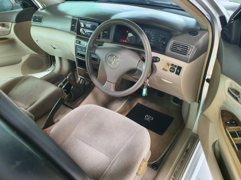 TOYOTA Corolla Altis 1.6E 2002