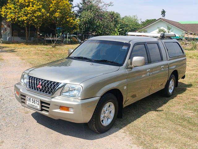 MITSUBISHI STRADA 2001