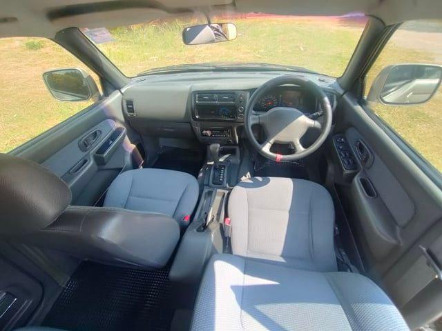 MITSUBISHI STRADA 2001