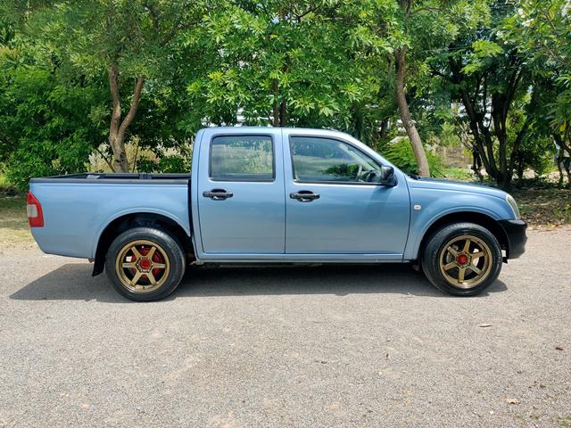 ISUZU D MAX 2003