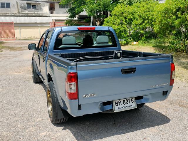 ISUZU D MAX 2003