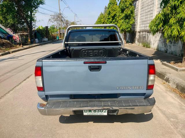 NISSAN FRONTIER 2003