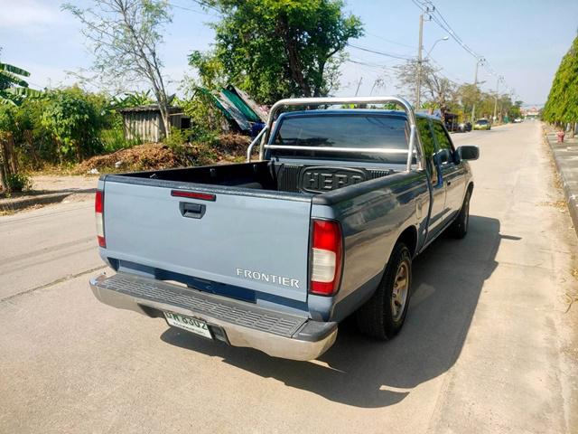 NISSAN FRONTIER 2003