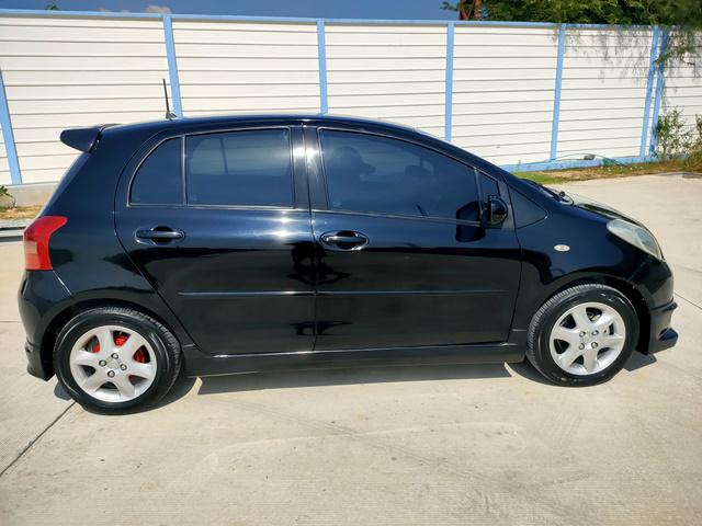 TOYOTA YARIS 2006