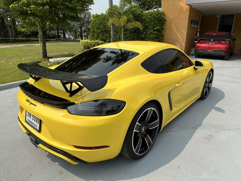 PORSCHE 718 Cayman 2018