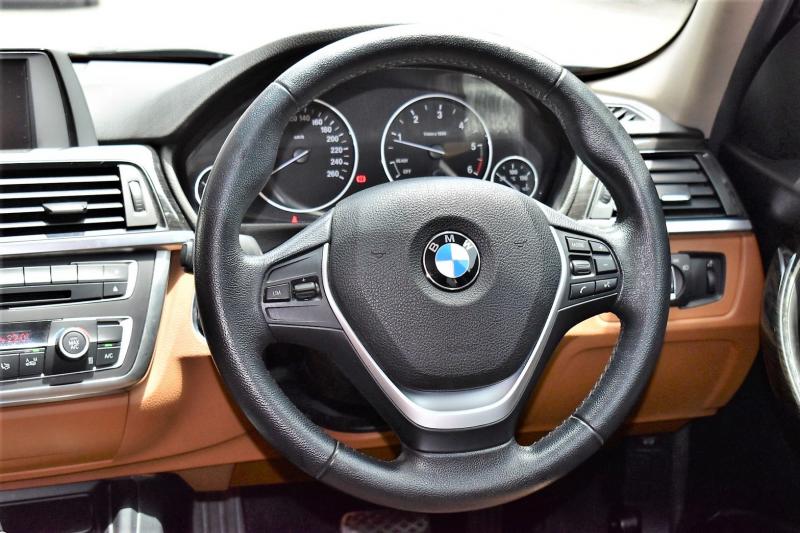 BMW 320D 2015