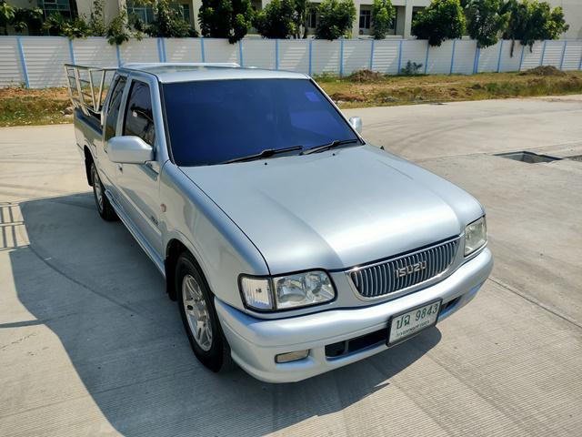 ISUZU DRAGON 2002