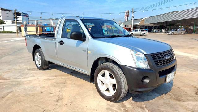 ISUZU D MAX 2011