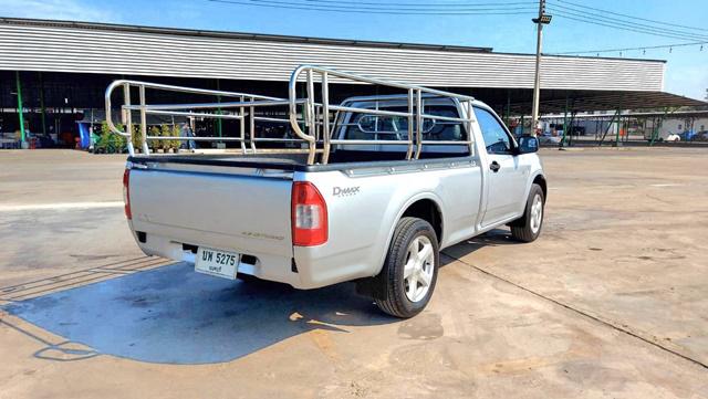 ISUZU D MAX 2011