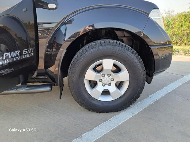 NISSAN NAVARA 2010