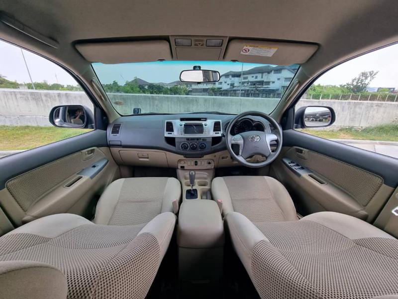 TOYOTA Vigo 3.0G DubleCab 2012