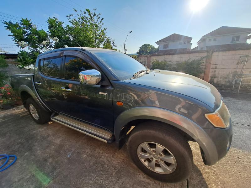 MITSUBISHI Triton plus 2008