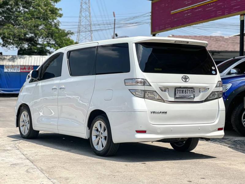 TOYOTA vellfire 2011