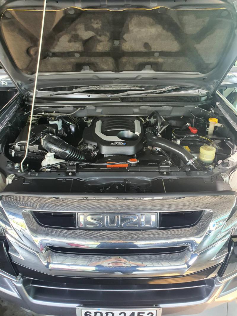 ISUZU Mu X รุ่น1.9Navi 2017