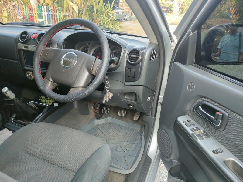 ISUZU D-max spacecab 2.5 2006