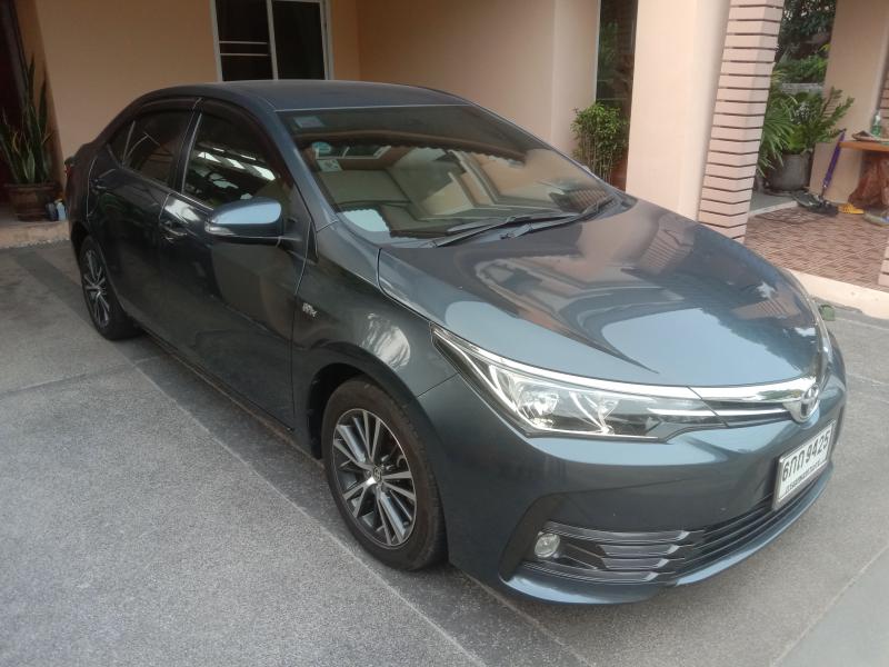 TOYOTA Corolla altis 1.8 E 2017