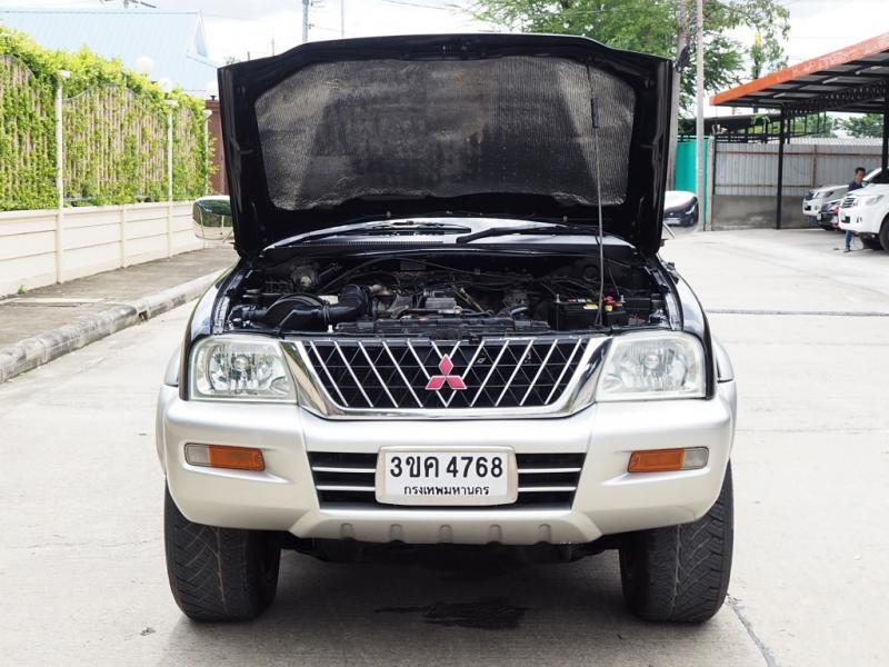 MITSUBISHI STRADA G-WAGON 2002