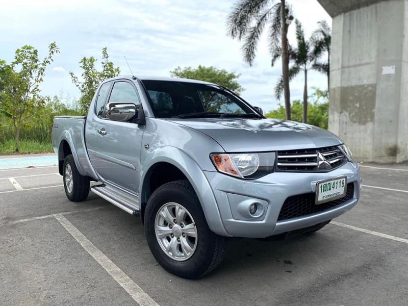 MITSUBISHI Triton 2.5GLX Plus 2014