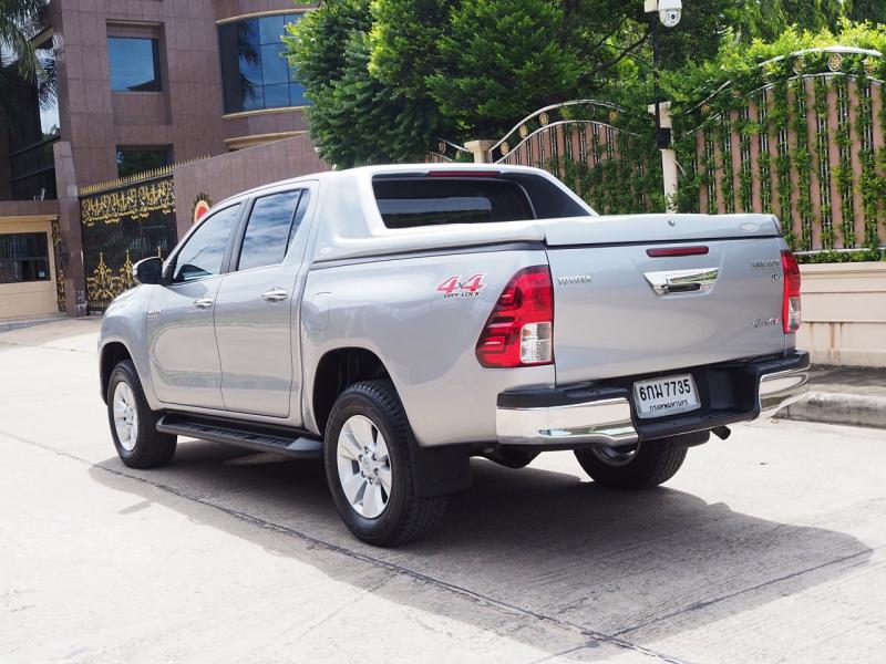 TOYOTA HILUX REVO 2017