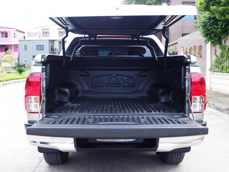 TOYOTA HILUX REVO 2017
