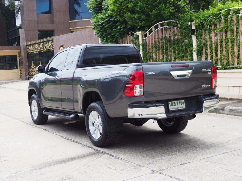 TOYOTA HILUX REVO 2016